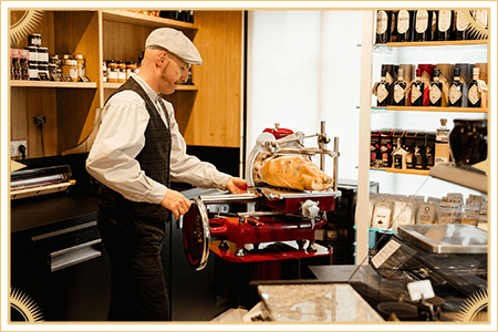 Renaud Baudart-Lhéritier à l'épicerie Sarzeau